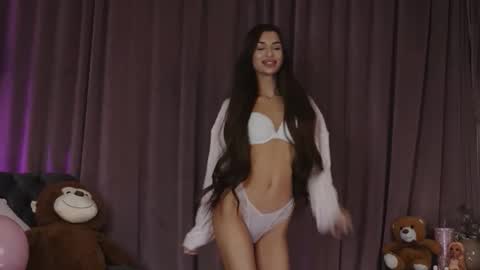 Snapshot of zariaavera chatting on 02-05-26, 08:13 zariaavera online show from 02-05-26, 08:13