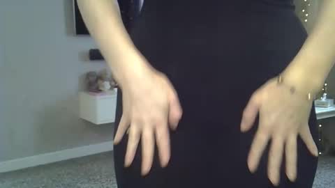 Zarina Swift online show from 03-07-26, 06:21