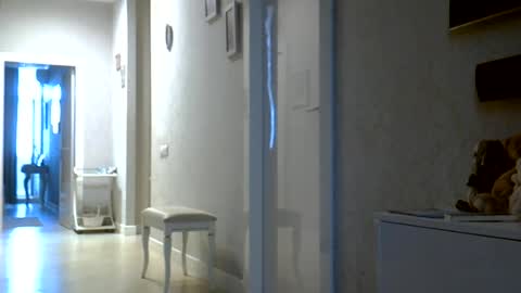 Zarina Swift online show from 06-20-26, 09:34