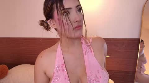 Snapshot of zarirosse chatting on 01-31-26, 09:24 zarirosse online show from 01-31-26, 09:24