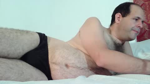 Snapshot of zasss40 chatting on 12-17-25, 04:51 Alex online show from 12-17-25, 04:51