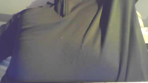 Snapshot of zavocelias chatting on 02-08-25, 05:08 zavocelias online show from 02-08-25, 05:08