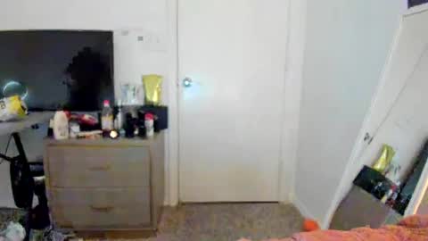 Snapshot of zaylanez chatting on 01-15-25, 04:15 Zay lanez online show from 01-15-25, 04:15