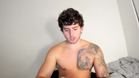 Snapshot of zaylanez chatting on 01-15-25, 07:15 Zay lanez online show from 01-15-25, 07:15