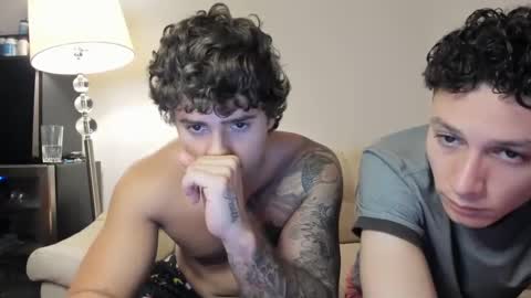 Snapshot of zaylanez chatting on 01-31-25, 05:09 Zay lanez online show from 01-31-25, 05:09