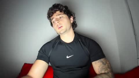 Snapshot of zaylanez chatting on 02-02-25, 02:17 Zay lanez online show from 02-02-25, 02:17