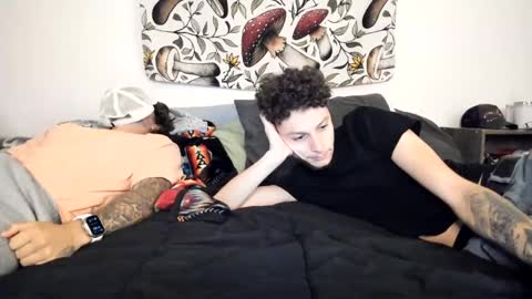 Snapshot of zaylanez chatting on 03-09-25, 02:29 Zay lanez online show from 03-09-25, 02:29