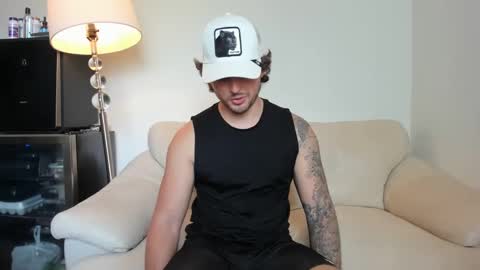 Snapshot of zaylanez chatting on 03-09-25, 04:55 Zay lanez online show from 03-09-25, 04:55