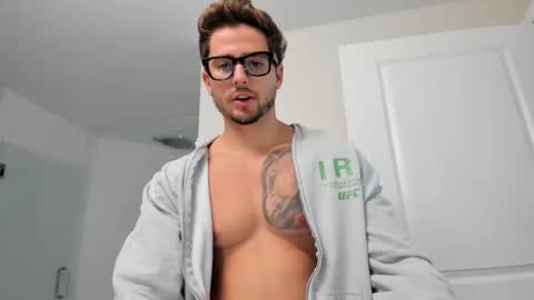 Snapshot of zaylanez chatting on 09-08-25, 06:40 Zay lanez online show from 09-08-25, 06:40