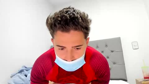 Snapshot of zaylanez chatting on 10-22-25, 02:56 Zay lanez online show from 10-22-25, 02:56