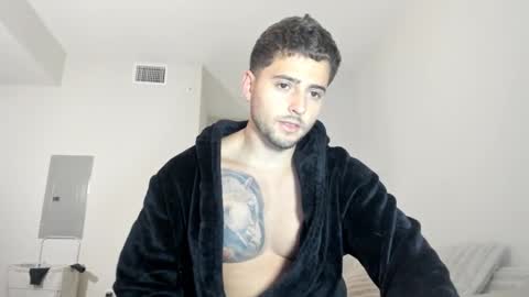 Snapshot of zaylanez chatting on 01-16-26, 04:27 Zay lanez online show from 01-16-26, 04:27