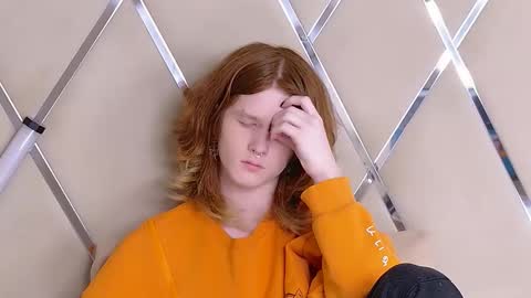 Snapshot of zaynginger chatting on 03-05-26, 11:28 ZAYN online show from 03-05-26, 11:28