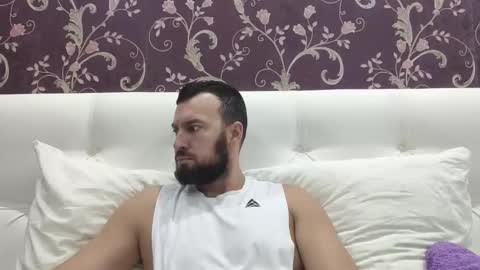 Man 4 sex online show from 11-15-25, 02:31