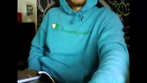 Snapshot of zdaddy9827 chatting on 02-19-25, 01:06 zdaddy9827 online show from 02-19-25, 01:06