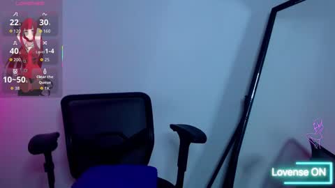 Karolyne online show from 11-03-25, 04:41