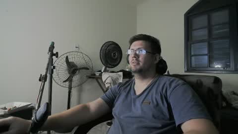 Snapshot of zehdolandia chatting on 04-04-26, 08:17 pervboy online show from 04-04-26, 08:17