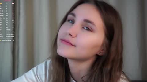 Emilia online show from 11-05-25, 02:22