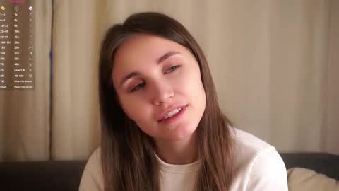 Emilia online show from 11-06-25, 01:17