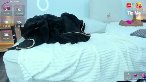 Zenda Evans online show from 02-19-25, 10:12