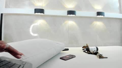 Zenda Evans online show from 02-20-26, 06:26