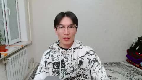 Snapshot of zengom chatting on 03-25-26, 11:55 Zen online show from 03-25-26, 11:55