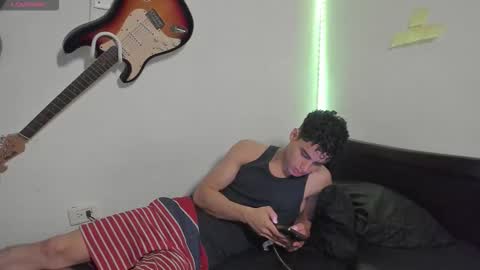 zenzhu online show from 09-17-25, 01:57