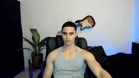Snapshot of zenhzu chatting on 05-06-26, 01:14 zenzhu online show from 05-06-26, 01:14