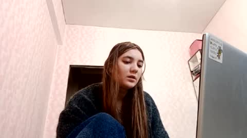 Snapshot of zeniabrossoit chatting on 03-11-26, 06:08 zeniabrossoit online show from 03-11-26, 06:08