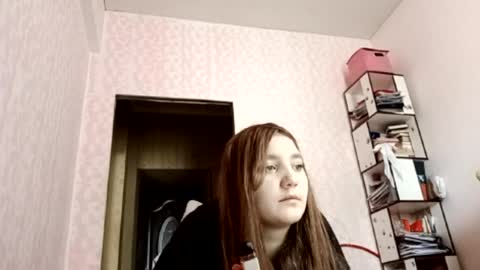 zeniabrossoit online show from 03-29-26, 06:13