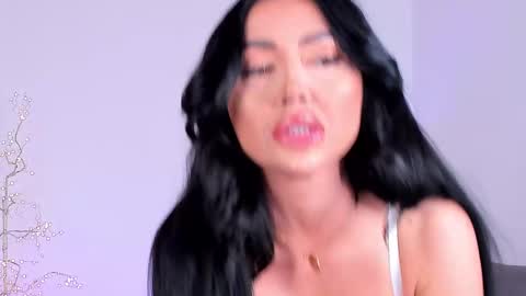 Snapshot of zenydaxbelle chatting on 03-15-26, 05:52 Zenyda online show from 03-15-26, 05:52