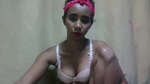 Snapshot of zeolineess chatting on 09-26-25, 08:13 zeolineess online show from 09-26-25, 08:13