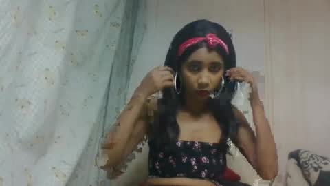 Snapshot of zeolineess chatting on 10-08-25, 07:28 zeolineess online show from 10-08-25, 07:28