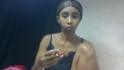 Snapshot of zeolineess chatting on 10-19-25, 04:13 zeolineess online show from 10-19-25, 04:13