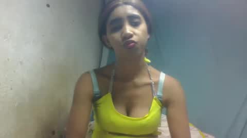 Snapshot of zeolineess chatting on 10-21-25, 02:07 zeolineess online show from 10-21-25, 02:07