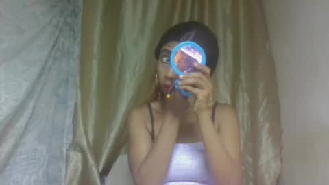 Snapshot of zeolineess chatting on 11-16-25, 06:52 zeolineess online show from 11-16-25, 06:52