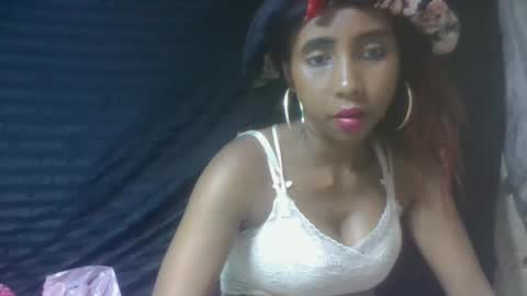 Snapshot of zeolineess chatting on 11-20-25, 05:34 zeolineess online show from 11-20-25, 05:34