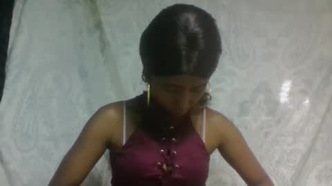 Snapshot of zeolineess chatting on 11-25-25, 05:40 zeolineess online show from 11-25-25, 05:40