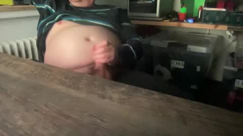 Snapshot of zeron900 chatting on 11-18-25, 08:57 zeron900 online show from 11-18-25, 08:57