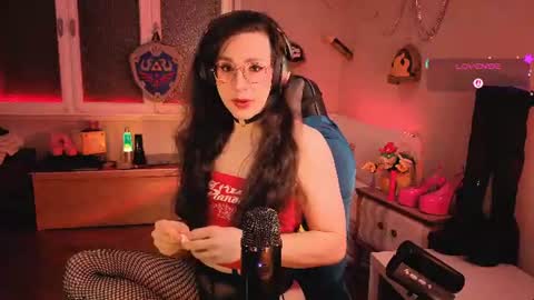 zesty_peach online show from 06-19-26, 10:13