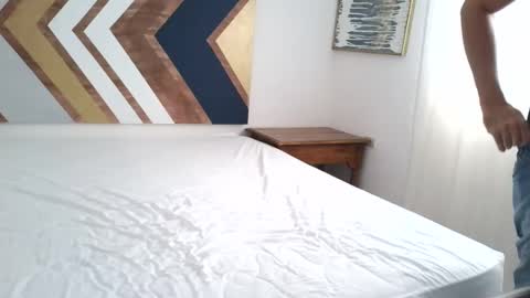 Snapshot of zetherzz chatting on 10-27-25, 06:23 Zether online show from 10-27-25, 06:23