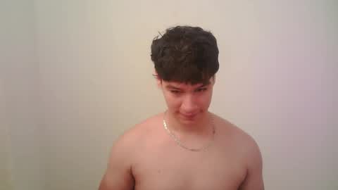 zeus_183 online show from 04-21-26, 02:45