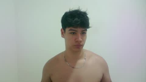 zeus_183 online show from 06-20-26, 02:14