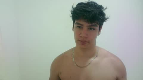 zeus_183 online show from 07-13-26, 02:47
