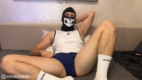 Zeus online show from 10-30-25, 09:04