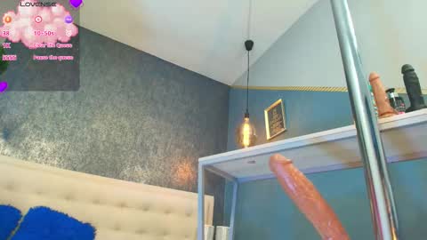 Snapshot of zhamira_21 chatting on 10-22-25, 11:59 ZHAMIRA ANDRES online show from 10-22-25, 11:59