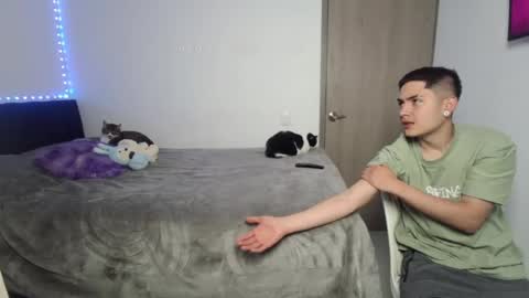 Zhara and logan online show from 07-02-26, 12:11