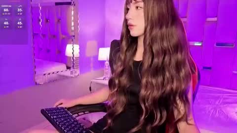 Snapshot of zharaluxie chatting on 11-23-25, 12:38 Zhara online show from 11-23-25, 12:38