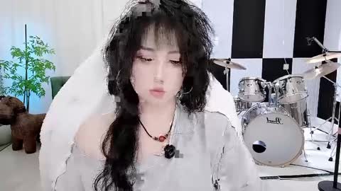 Snapshot of zhen0 chatting on 09-19-25, 03:02 zhen online show from 09-19-25, 03:02