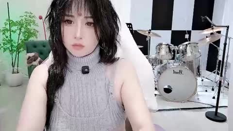 Snapshot of zhen0 chatting on 09-30-25, 08:25 zhen online show from 09-30-25, 08:25