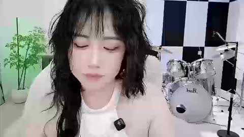 Snapshot of zhen0 chatting on 10-14-25, 08:09 zhen online show from 10-14-25, 08:09